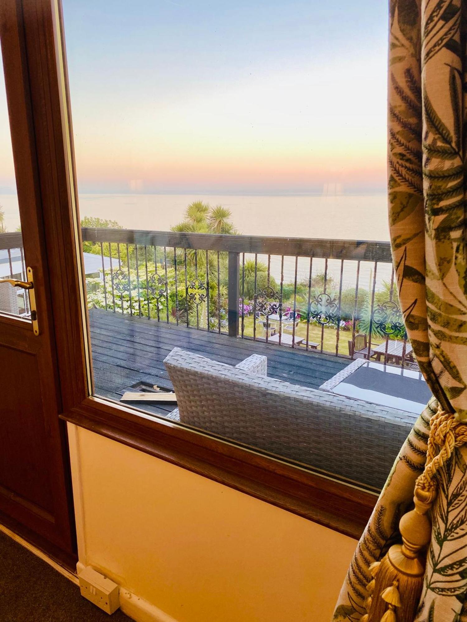 Carlton Hotel Shanklin Kültér fotó